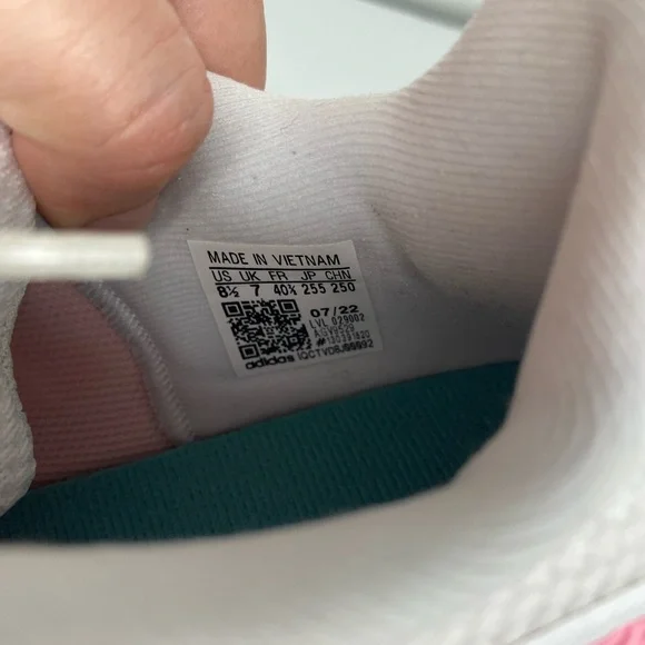 Adidas Defiant Speed Pink and White Athletic Shoes for Performance - Picture 6 of 6